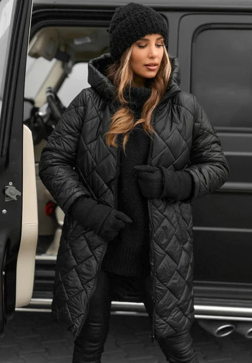Linda | Elegant Quilted Down Jacket with Hood
