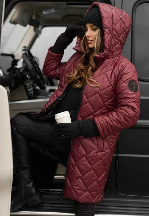 Linda | Elegant Quilted Down Jacket with Hood